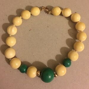 Elegant Green and Cream Beaded Bracelet